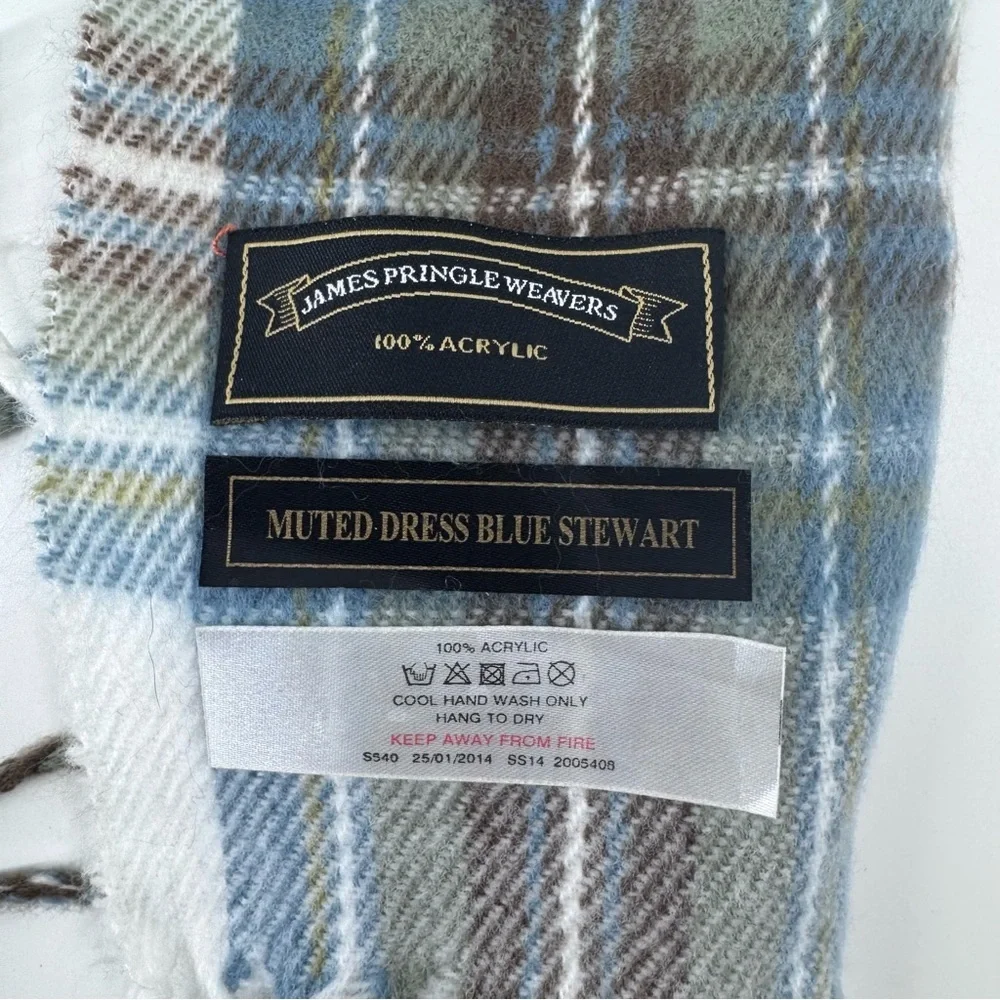 James Pringle‎ Weavers Blue and Gray Tartan Scarf with Fringed Ends